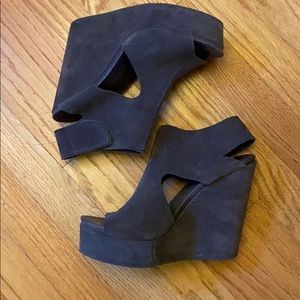 Pedro Garcia grey suede wedges
